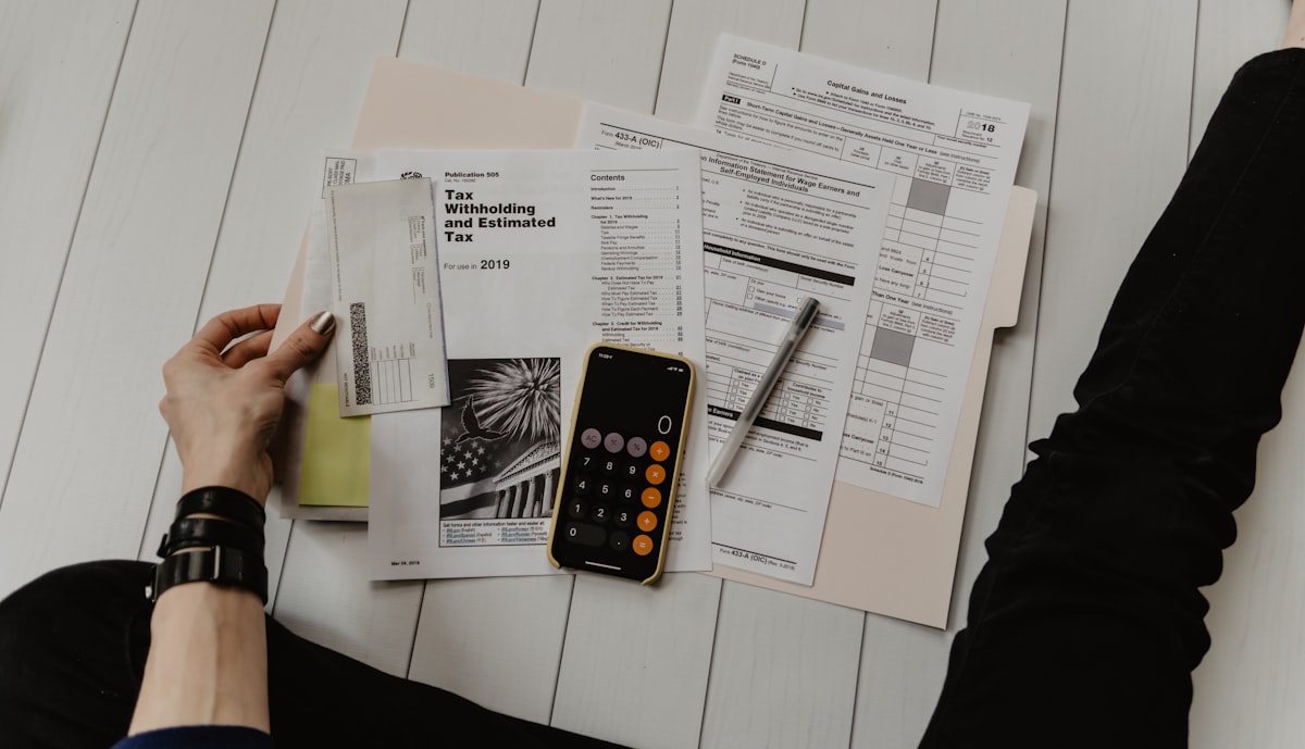 Employer of Record & Payroll illustration